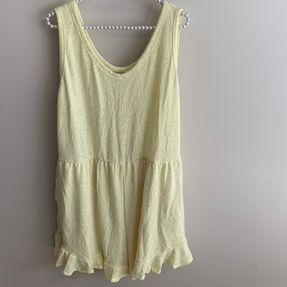 White Birch Yellow Sleeveless Romper 2X Scoop Neck Flowy Waist